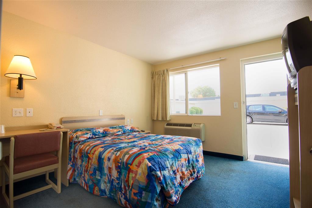 Motel 6-Reno, Nv - Virginia Plumb Room photo